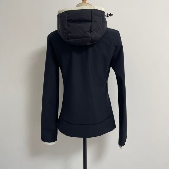 Hooded paneled twill and quilted stretch-shell down jacket - Picture 7 of 15